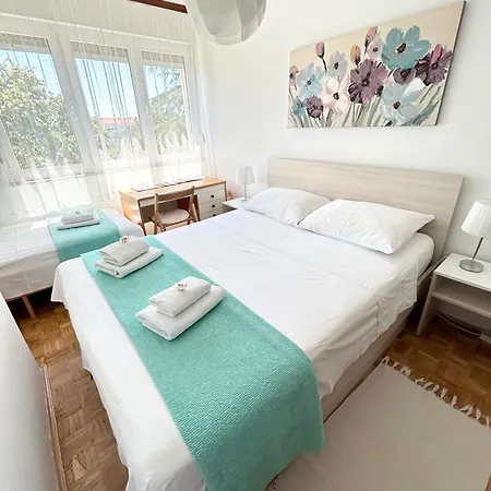 Mira Apartment *
